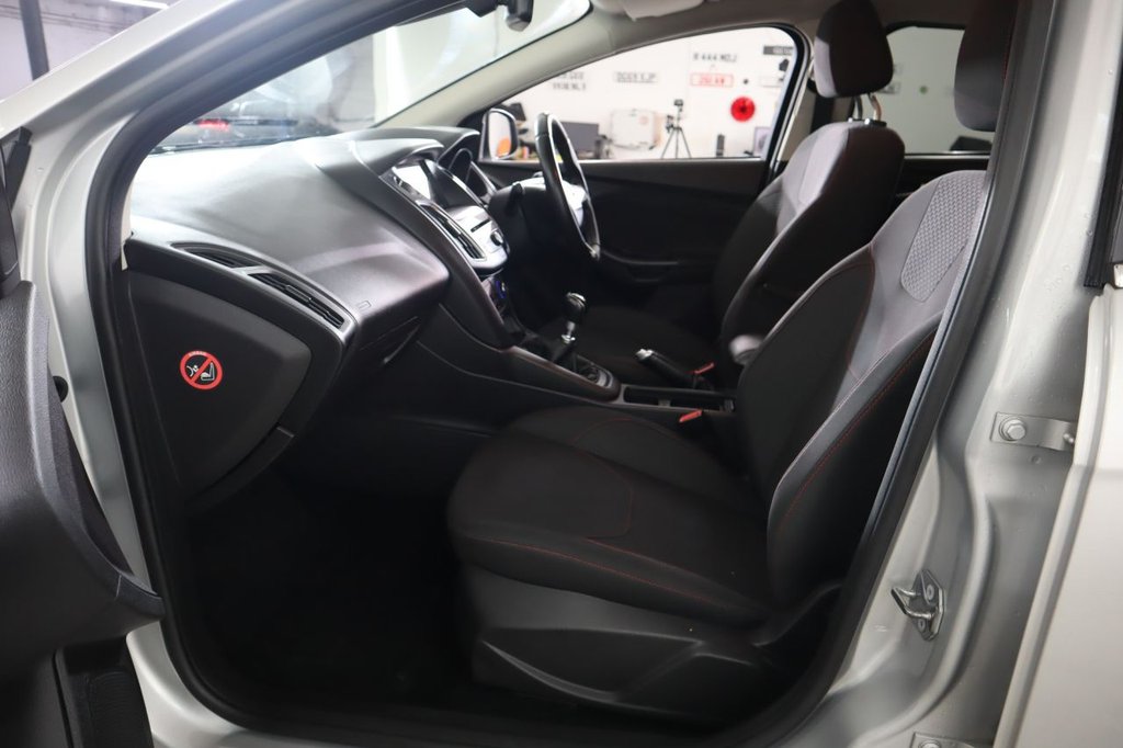 Used Ford Focus 2015 for sale - 76986242: Photo 28