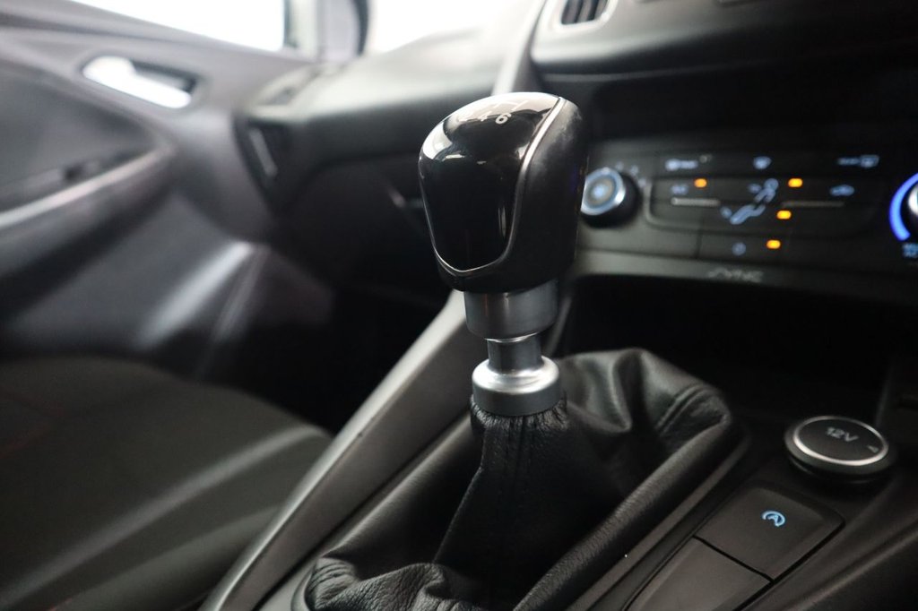 Used Ford Focus 2015 for sale - 76986242: Photo 40