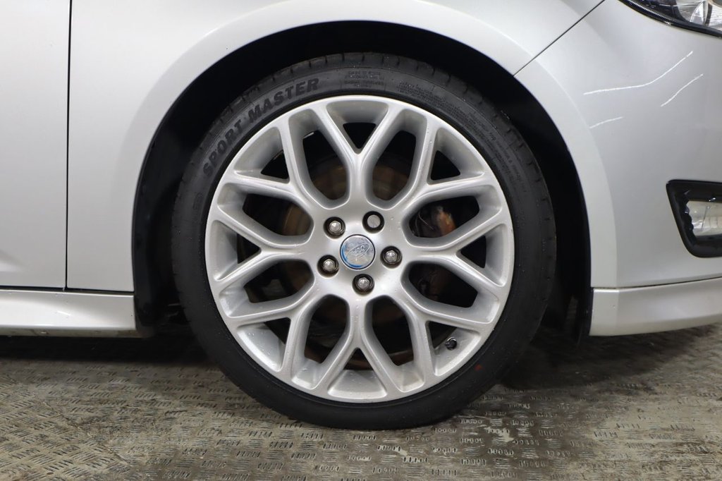 Used Ford Focus 2015 for sale - 76986242: Photo 9