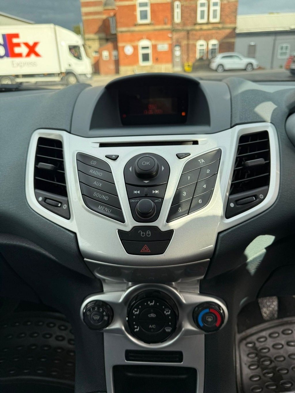 Used Ford Fiesta 2009 for sale - 77241683: Photo 10