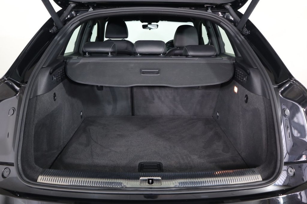 Used Audi Q3 2016 for sale - 78212900: Photo 9