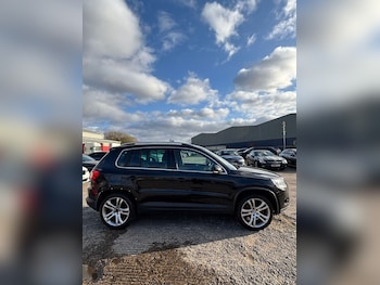 Used Volkswagen Tiguan 2010 for sale - 78061883: Photo