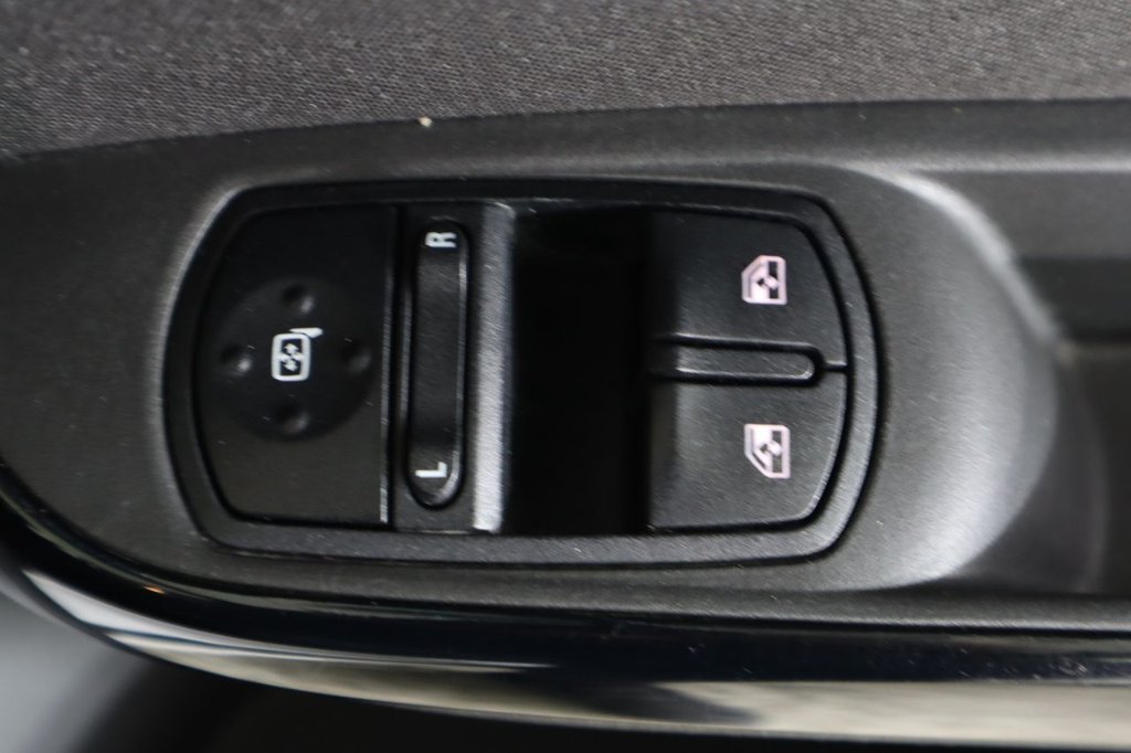 Used Vauxhall Corsa 2016 for sale - 76469955: Photo 26