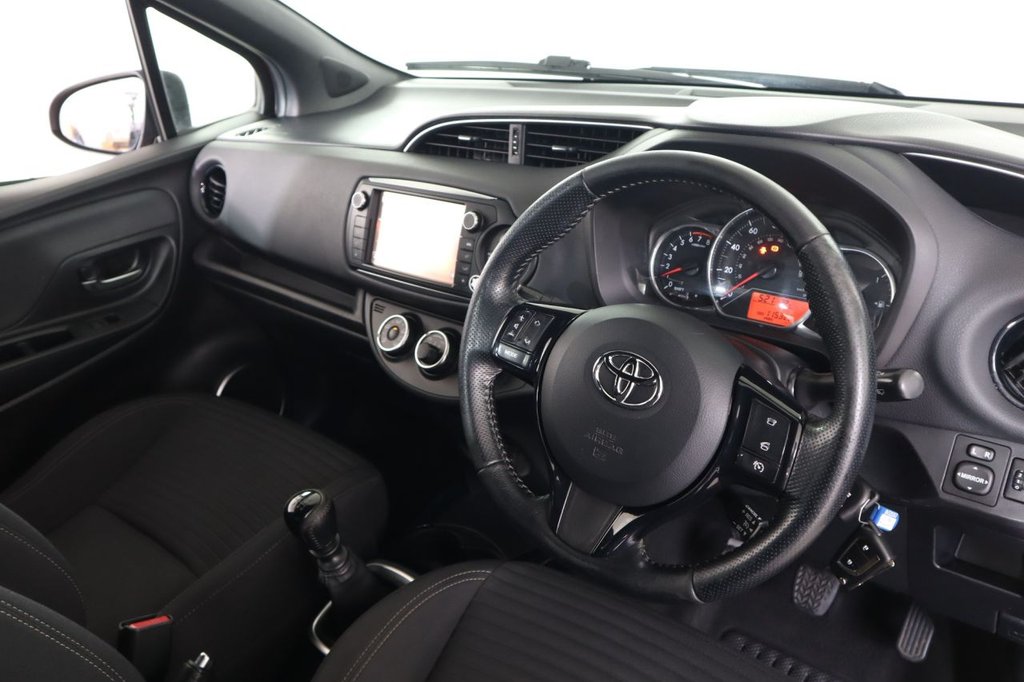 Used Toyota Yaris 2016 for sale - 76582026: Photo 16