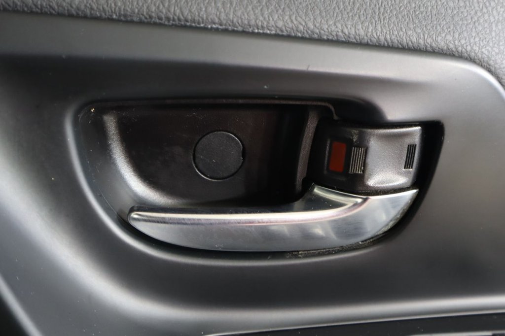 Used Toyota Yaris 2016 for sale - 76582026: Photo 27