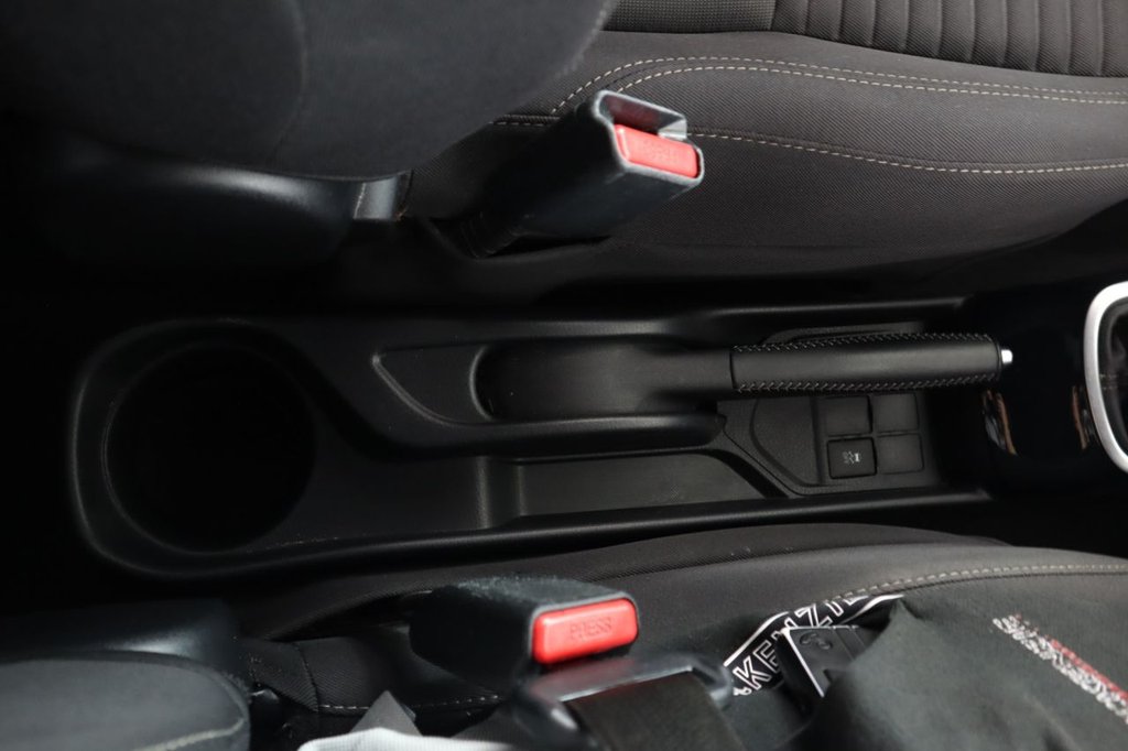 Used Toyota Yaris 2016 for sale - 76582026: Photo 28