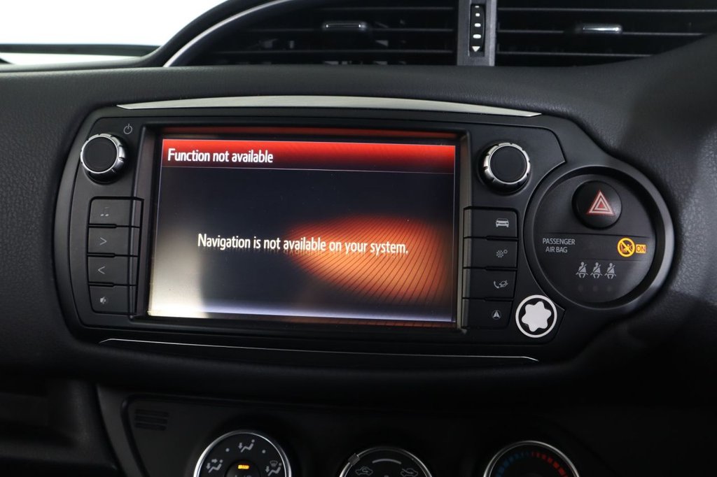 Used Toyota Yaris 2016 for sale - 76582026: Photo 41