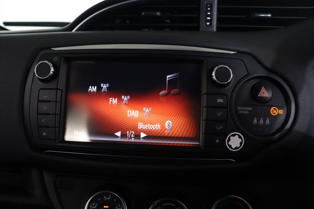 Used Toyota Yaris 2016 for sale - 76582026: Photo 42