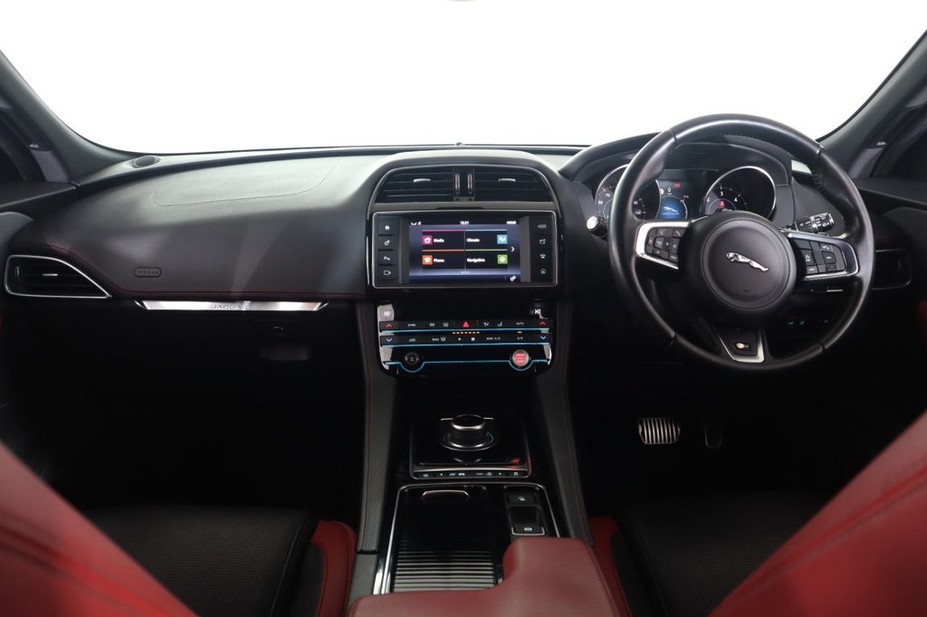 Used Jaguar F-Pace 2018 for sale - 77507801: Photo 17