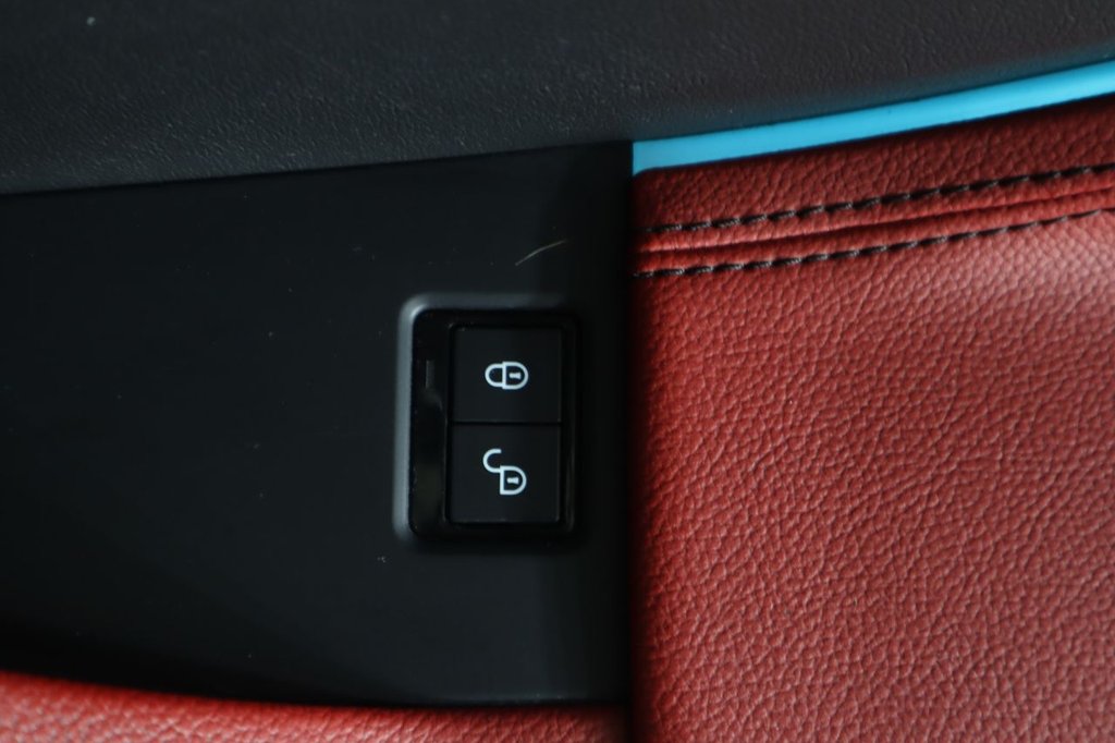 Used Jaguar F-Pace 2018 for sale - 77507801: Photo 28