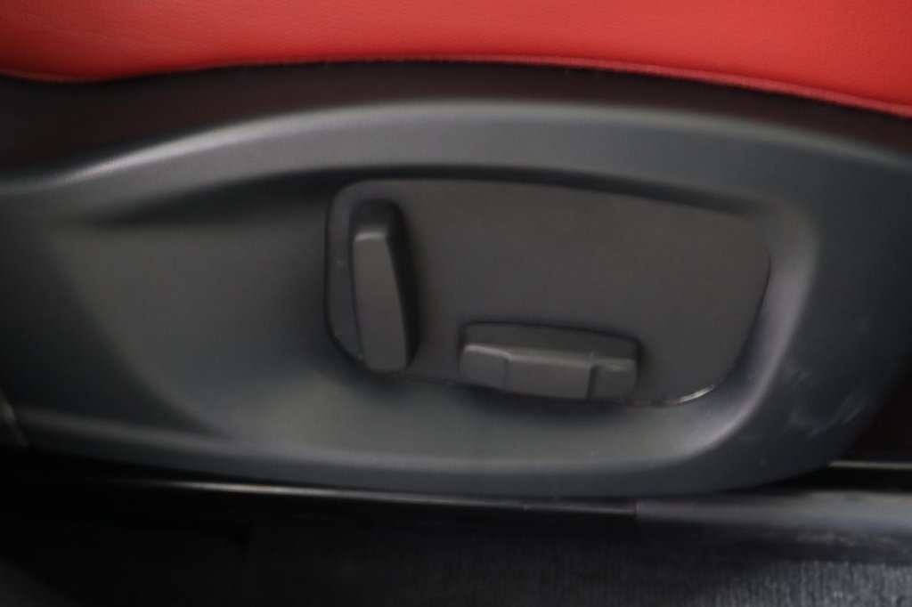 Used Jaguar F-Pace 2018 for sale - 77507801: Photo 30