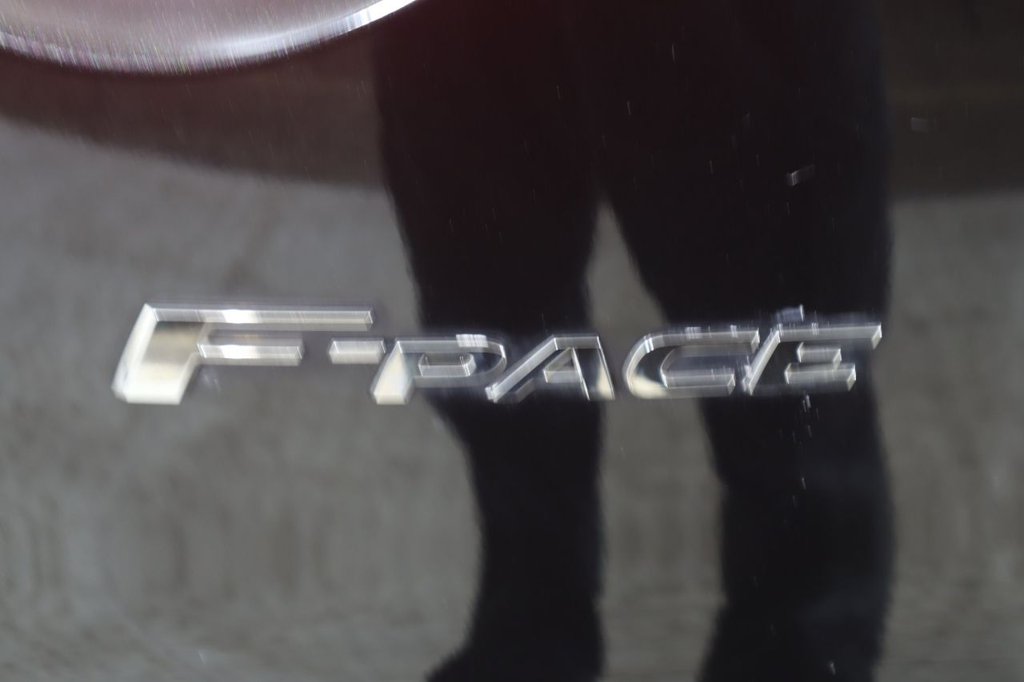 Used Jaguar F-Pace 2018 for sale - 77507801: Photo 34