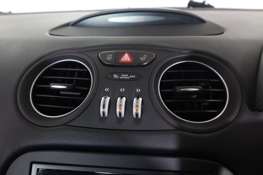 Used Mercedes-Benz SL 2009 for sale - 77507657: Photo 31