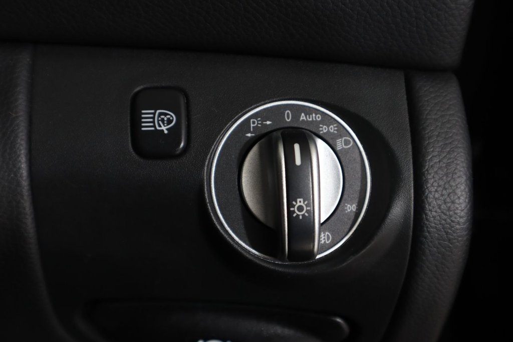 Used Mercedes-Benz SL 2009 for sale - 77507657: Photo 32