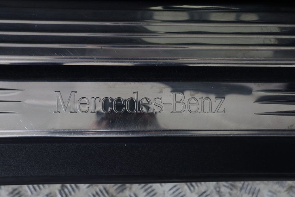 Used Mercedes-Benz SL 2009 for sale - 77507657: Photo 37