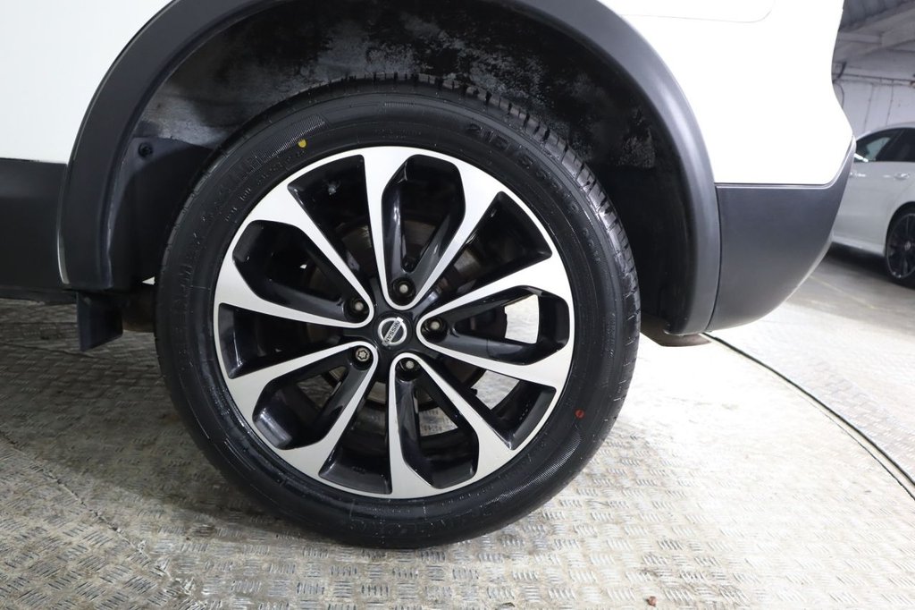 Used Nissan Qashqai 2013 for sale - 76740441: Photo 13