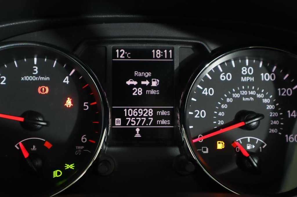 Used Nissan Qashqai 2013 for sale - 76740441: Photo 18