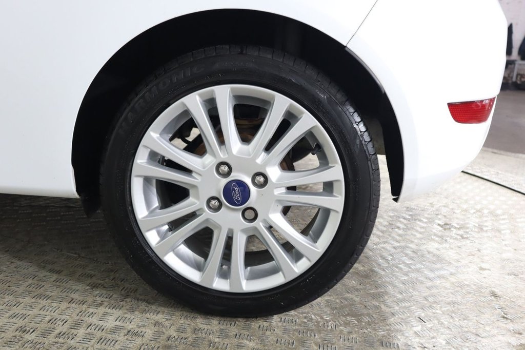 Used Ford Fiesta 2015 for sale - 76482257: Photo 13