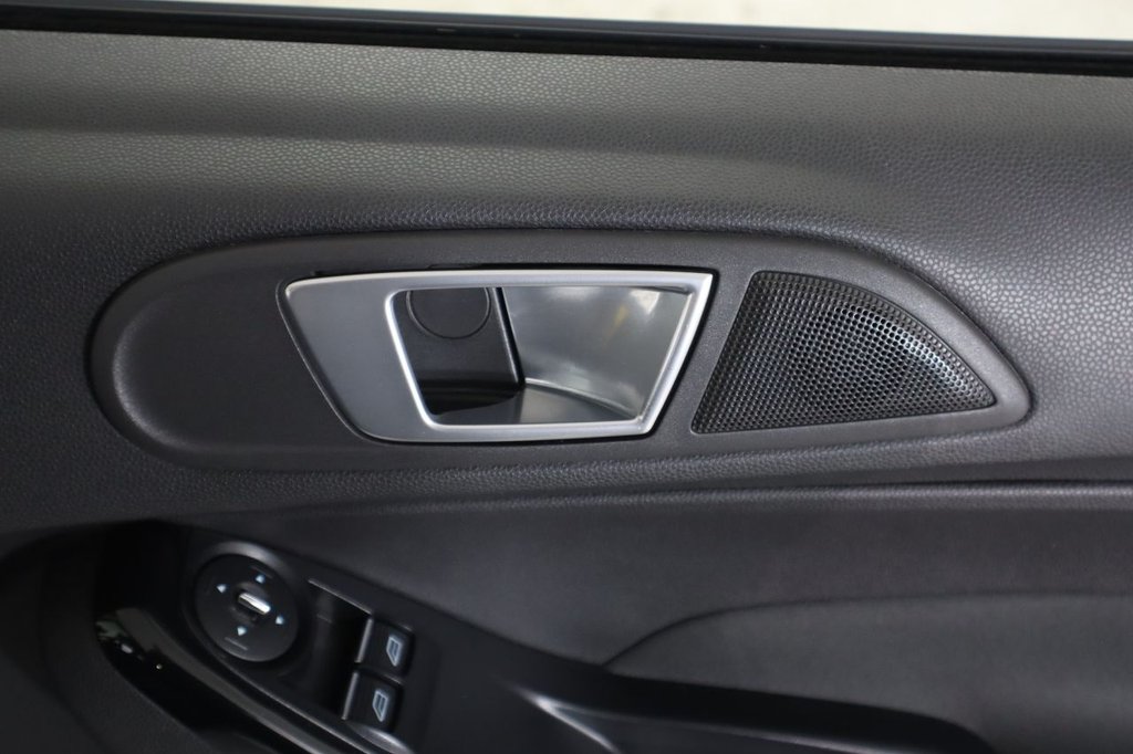 Used Ford Fiesta 2015 for sale - 76482257: Photo 24