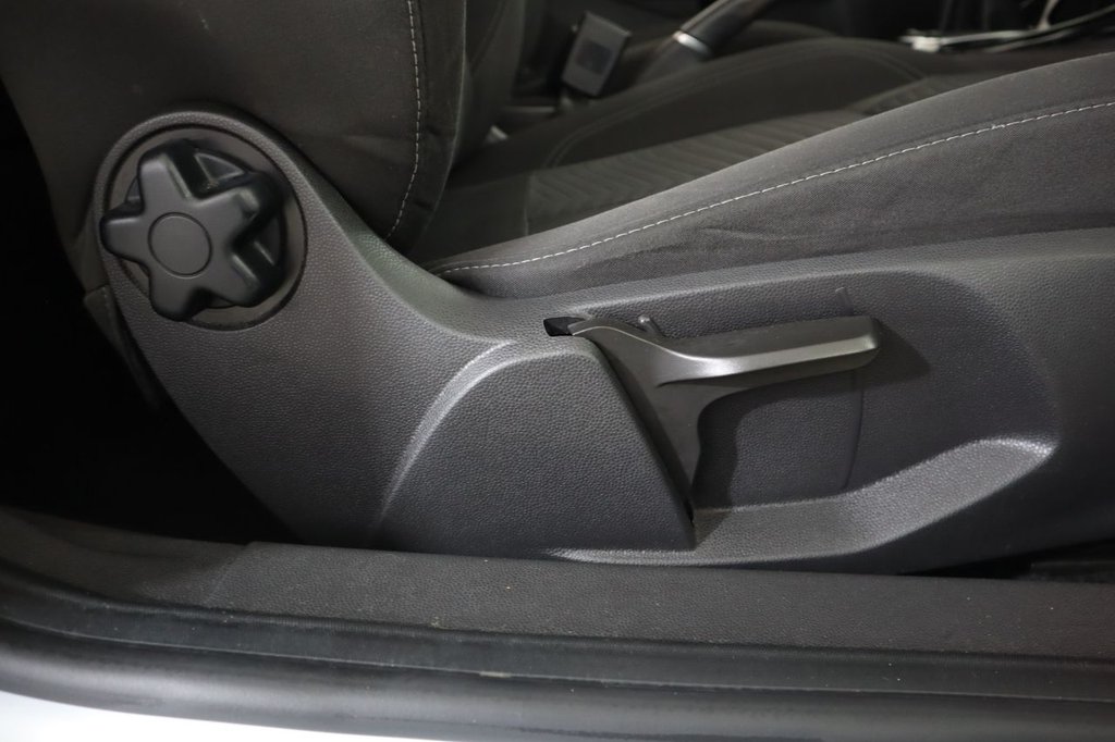 Used Ford Fiesta 2015 for sale - 76482257: Photo 28