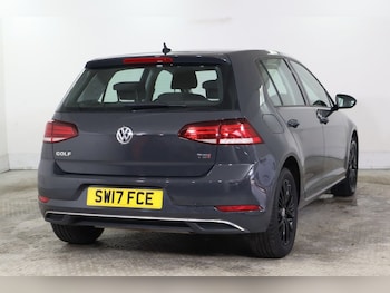 Used Volkswagen Golf 2017 for sale - 75765249: Photo