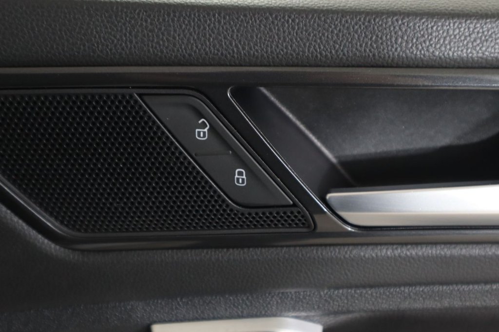 Used Volkswagen Tiguan 2016 for sale - 76481980: Photo 34