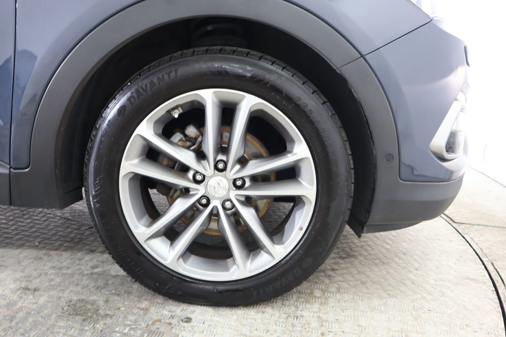 Used Hyundai Santa Fe 2017 for sale - 77153683: Photo 12