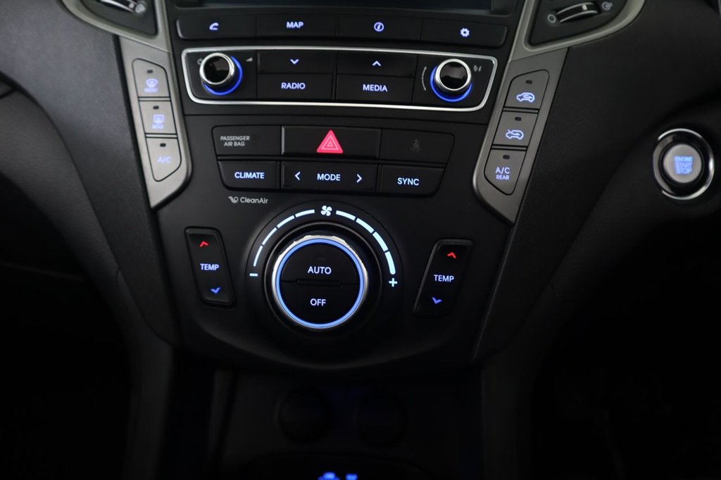 Used Hyundai Santa Fe 2017 for sale - 77153683: Photo 42