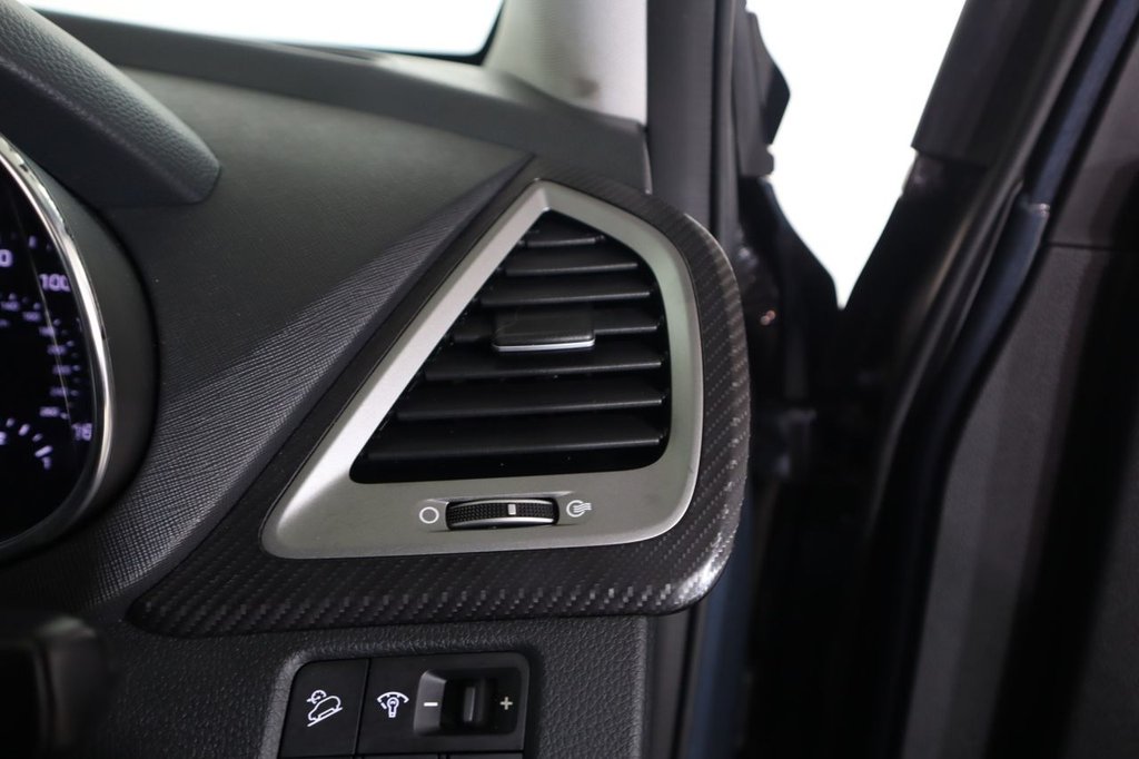 Used Hyundai Santa Fe 2017 for sale - 77153683: Photo 48