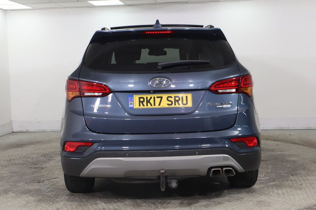 Used Hyundai Santa Fe 2017 for sale - 77153683: Photo 5