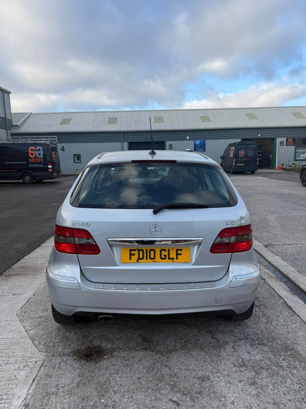 Used Mercedes-Benz B Class 2010 for sale - 77748075: Photo 5