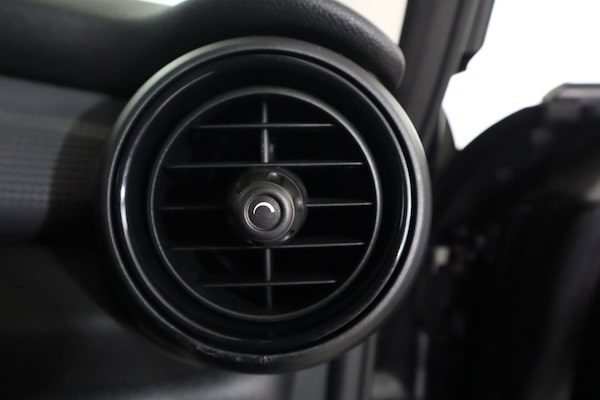 Used MINI Hatch 2017 for sale - 76303842: Photo 35