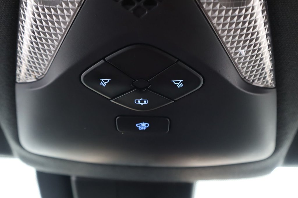 Used Toyota C-HR 2017 for sale - 76841296: Photo 24