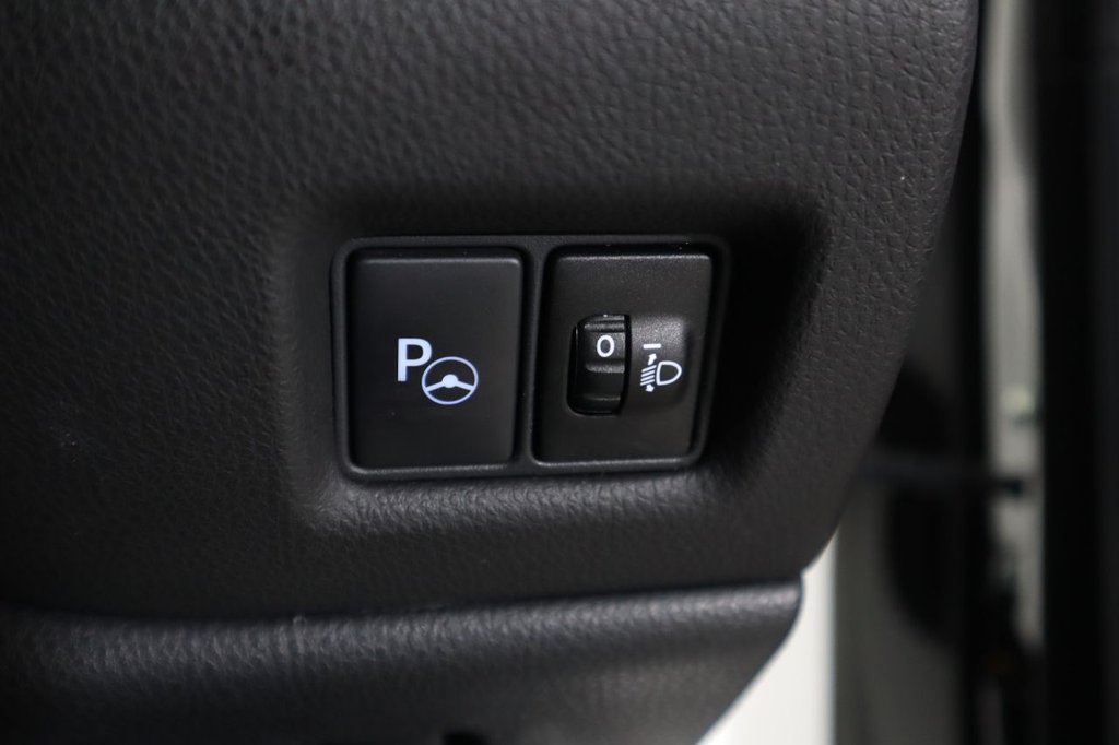 Used Toyota C-HR 2017 for sale - 76841296: Photo 29