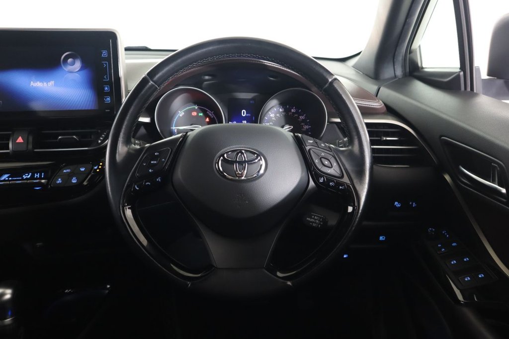 Used Toyota C-HR 2017 for sale - 76841296: Photo 34