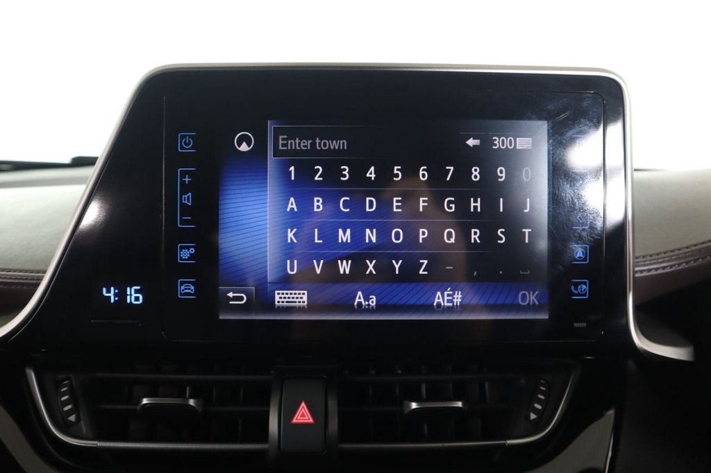 Used Toyota C-HR 2017 for sale - 76841296: Photo 46