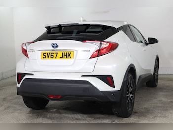 Used Toyota C-HR 2017 for sale - 76841296: Photo