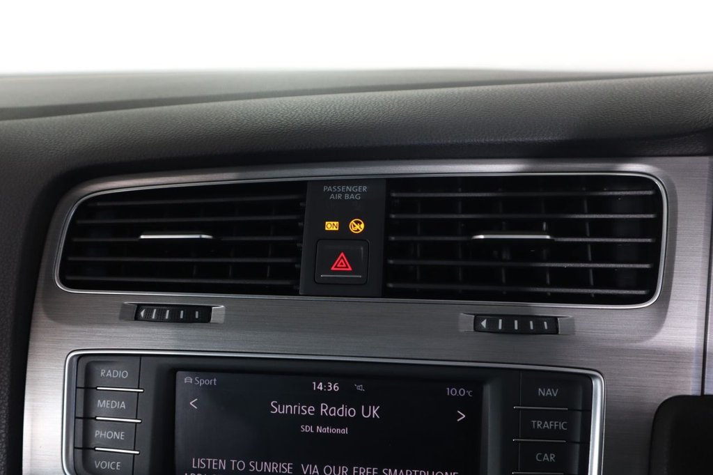 Used Volkswagen Golf 2016 for sale - 77188406: Photo 24