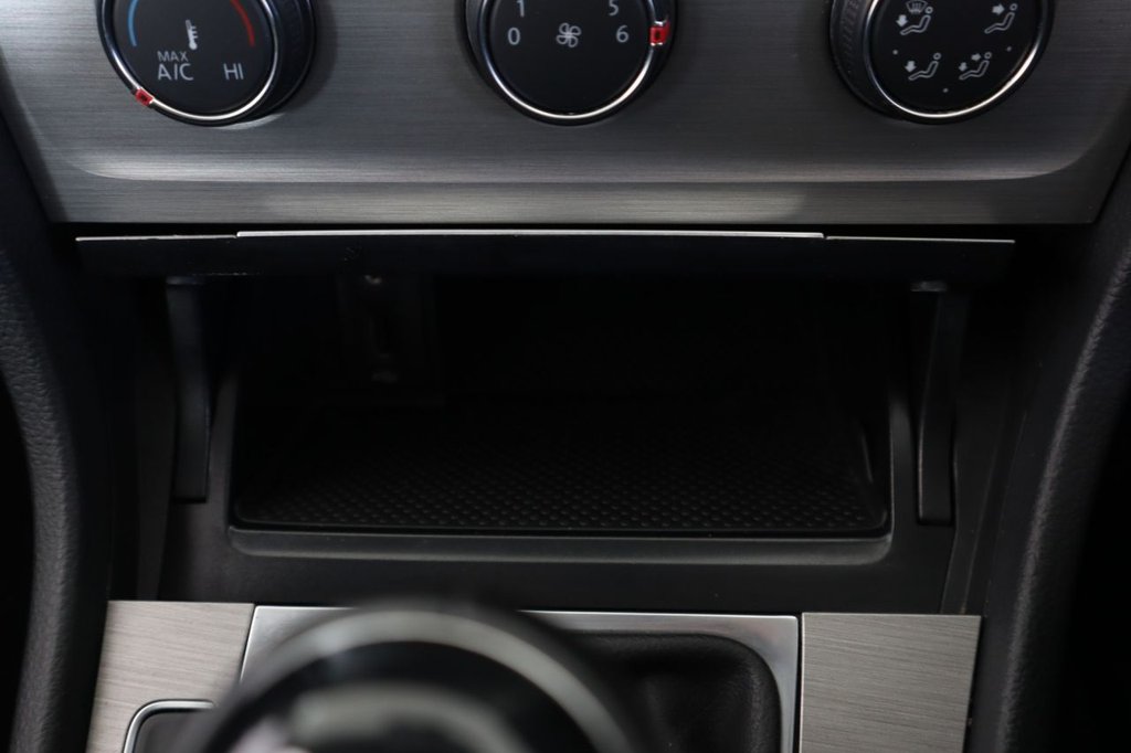 Used Volkswagen Golf 2016 for sale - 77188406: Photo 32