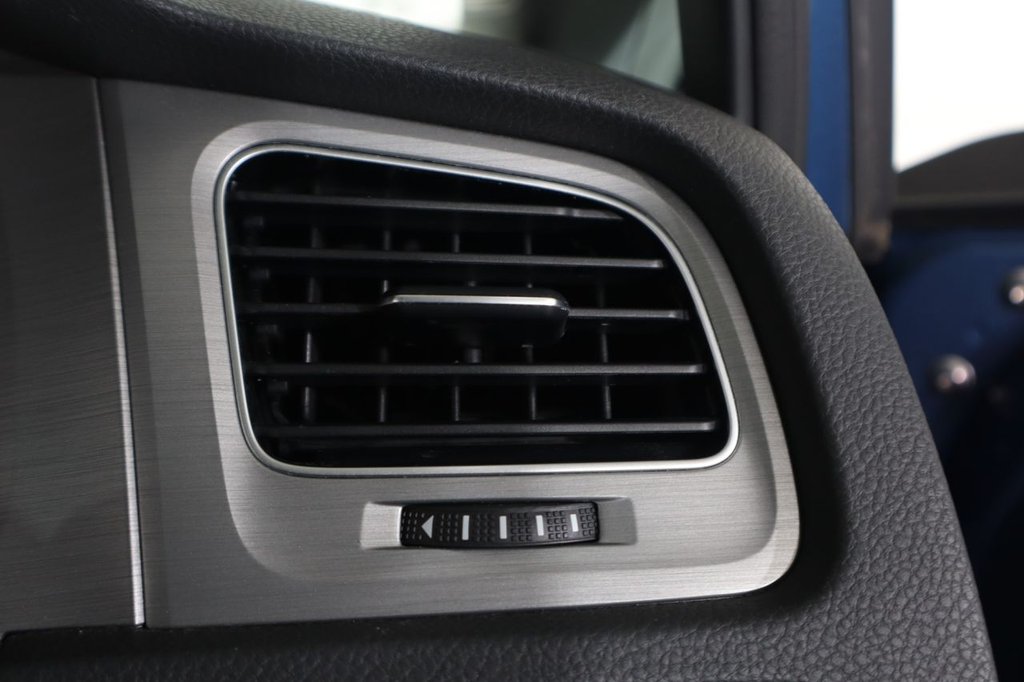 Used Volkswagen Golf 2016 for sale - 77188406: Photo 36