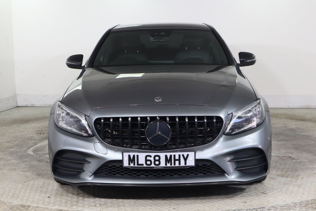 Used Mercedes-Benz C Class 2018 for sale - 77920524: Photo 2