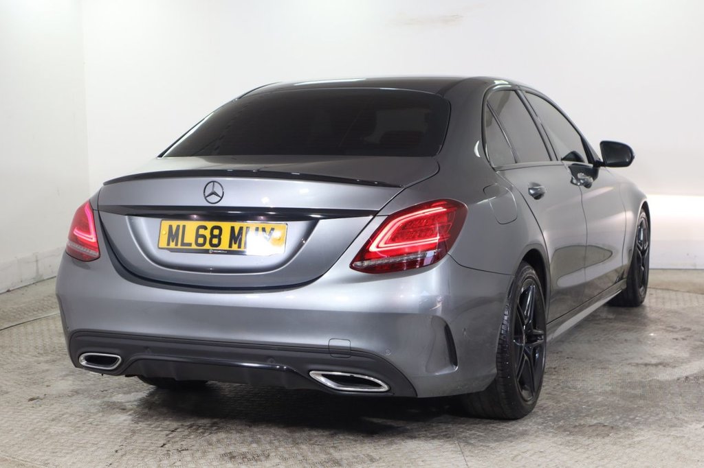 Used Mercedes-Benz C Class 2018 for sale - 77920524: Photo 4