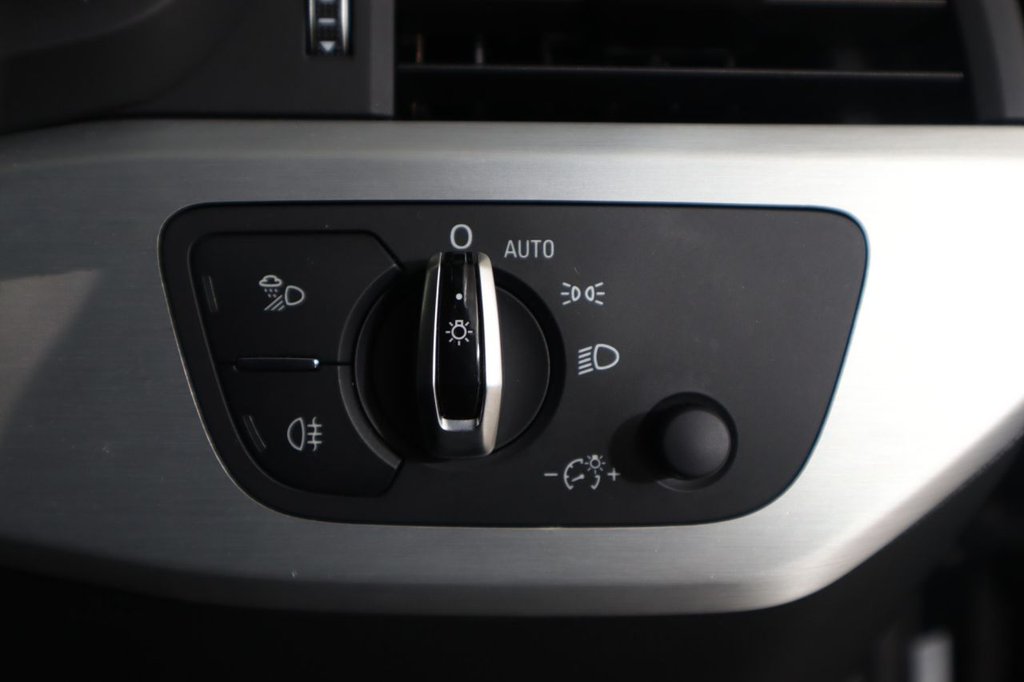 Used Audi A4 2016 for sale - 77200422: Photo 39