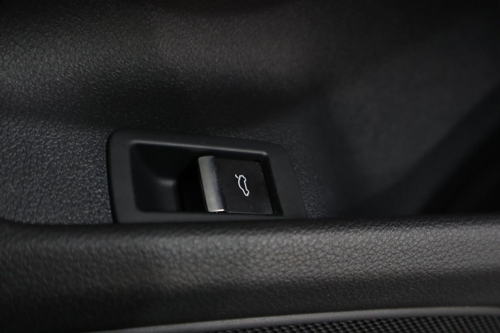 Used Audi A4 2016 for sale - 77200422: Photo 40