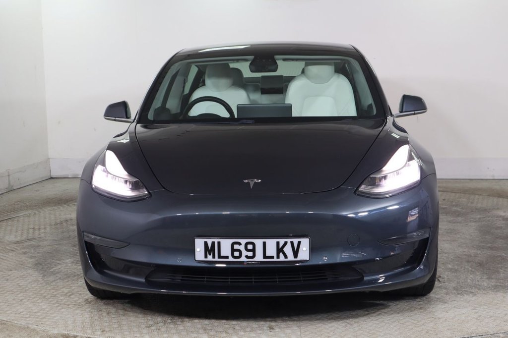 Used Tesla Model 3 2019 for sale - 77937134: Photo 3