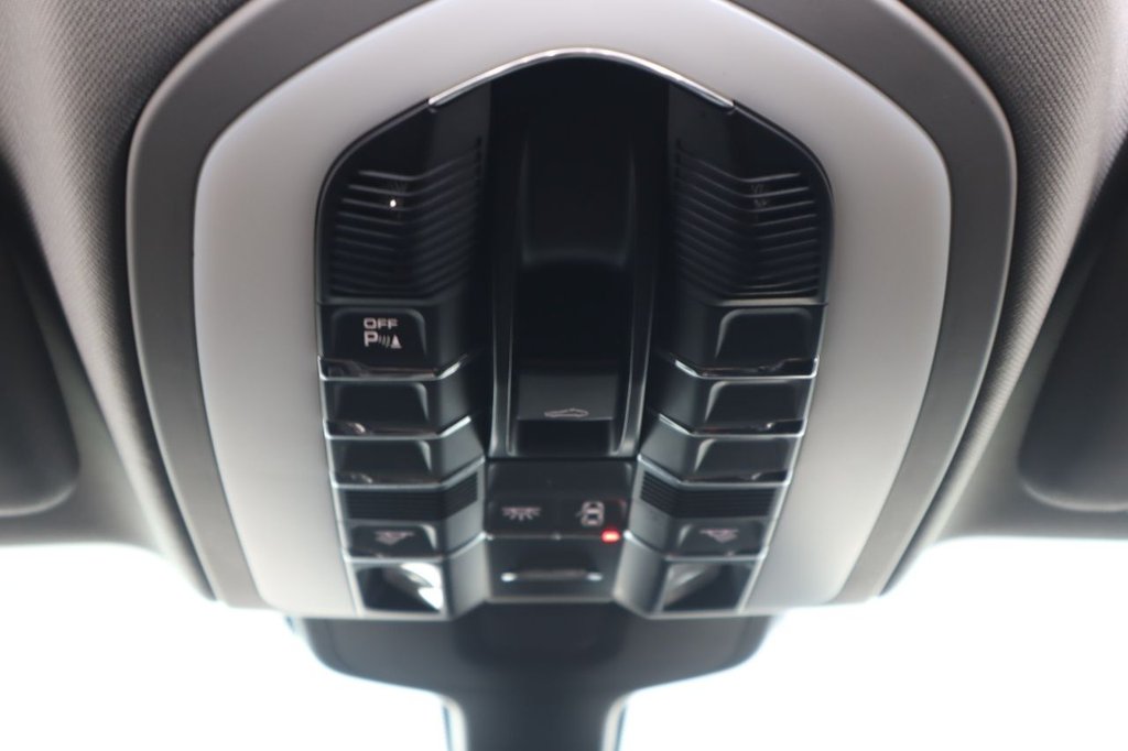 Used Porsche Panamera 2014 for sale - 77188612: Photo 30