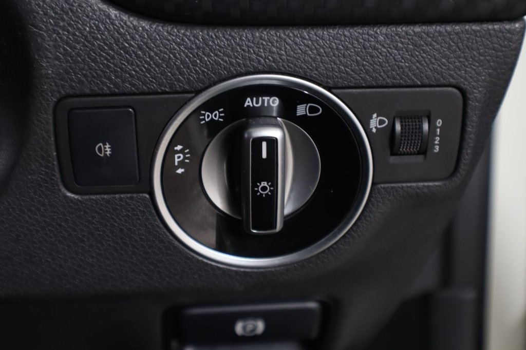 Used Mercedes-Benz A-Class 2016 for sale - 77608960: Photo 22