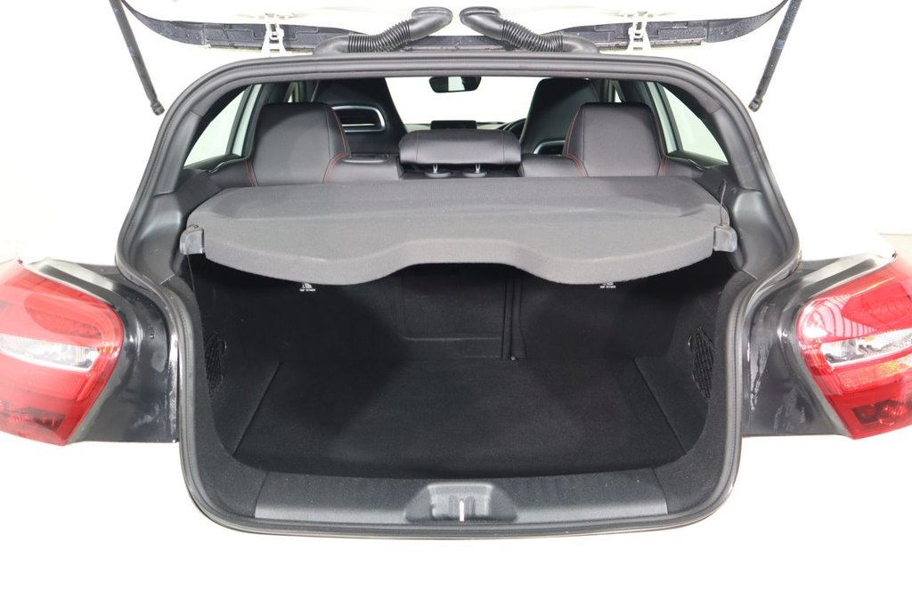 Used Mercedes-Benz A-Class 2016 for sale - 77608960: Photo 9