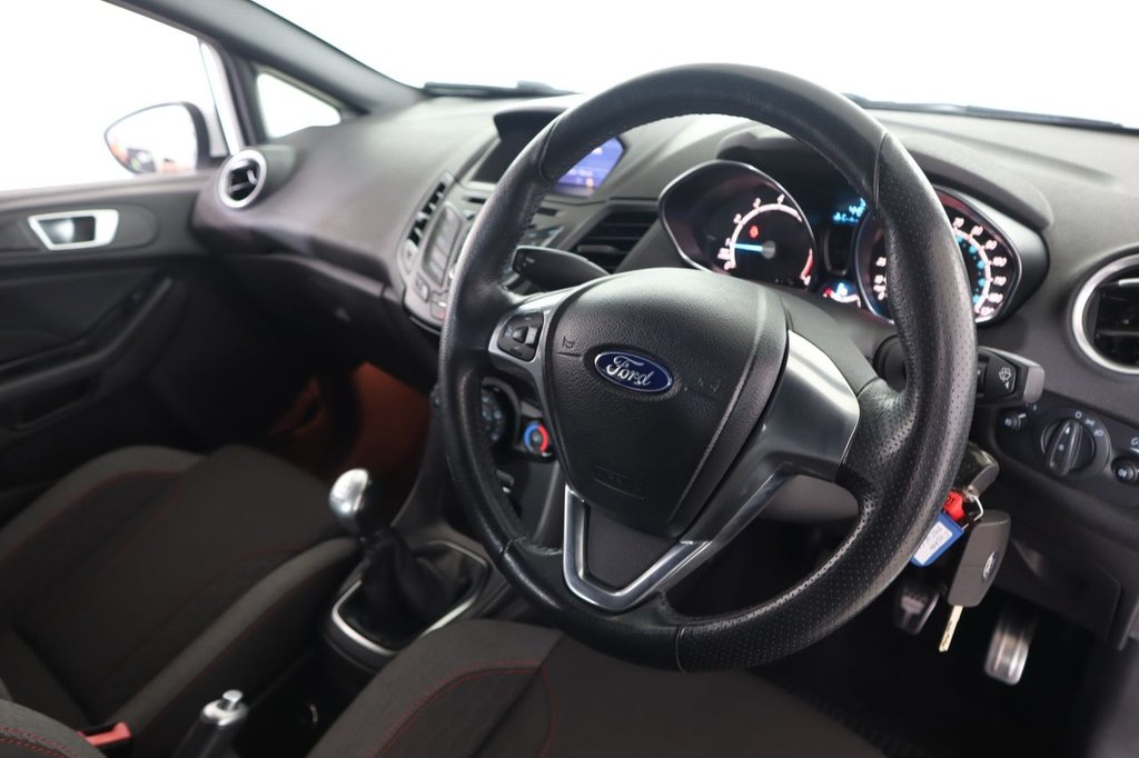 Used Ford Fiesta 2016 for sale - 77121845: Photo 16