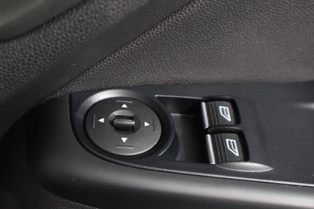 Used Ford Fiesta 2016 for sale - 77121845: Photo 35